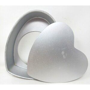 Wilton Heart Shaped 2 Piece Cake Pan Set 1990 Aluminum 9.5" 2105-3217 VTG #S-4